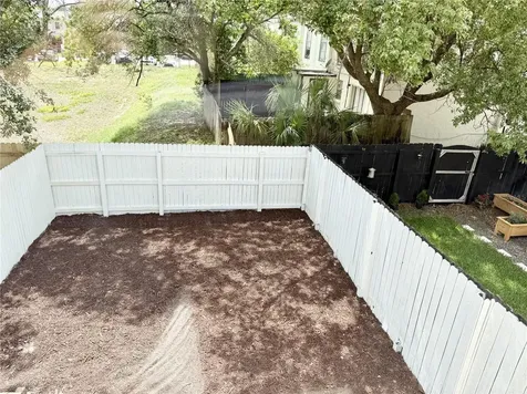 5229 Tennis Court Circle Tampa FL 33617