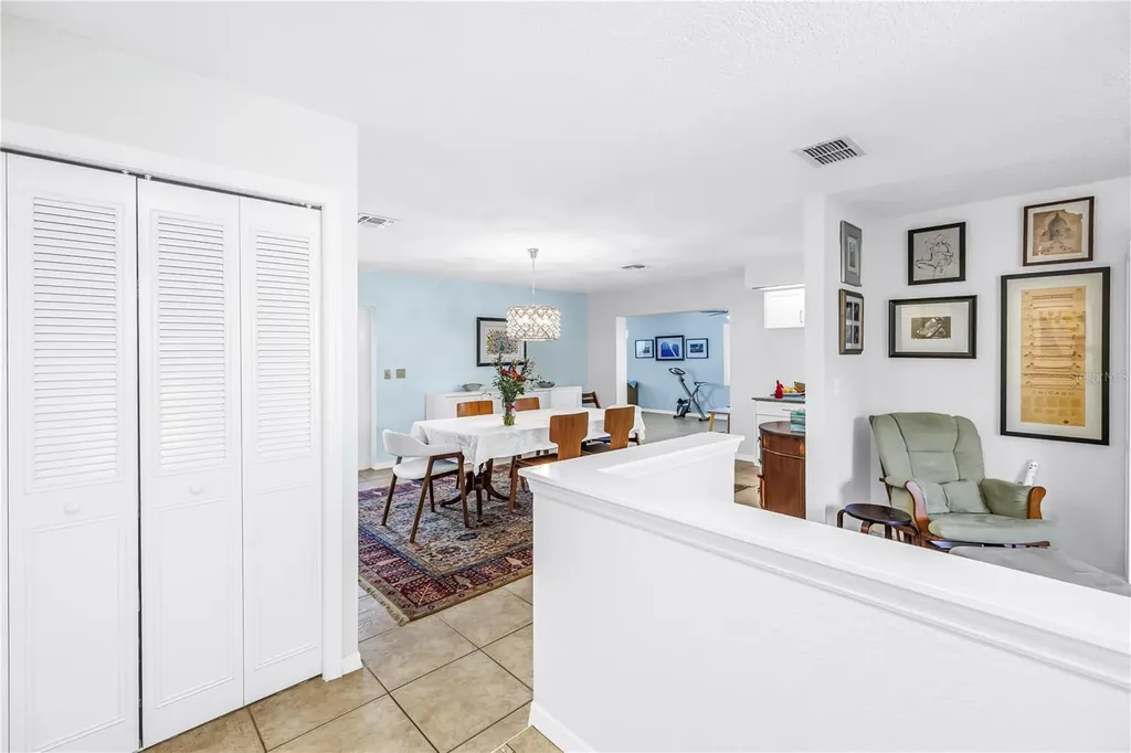 1770 Glen Lakes Boulevard N St Petersburg FL 33702