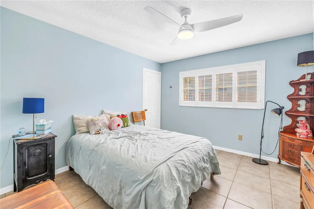 1770 Glen Lakes Boulevard N St Petersburg FL 33702
