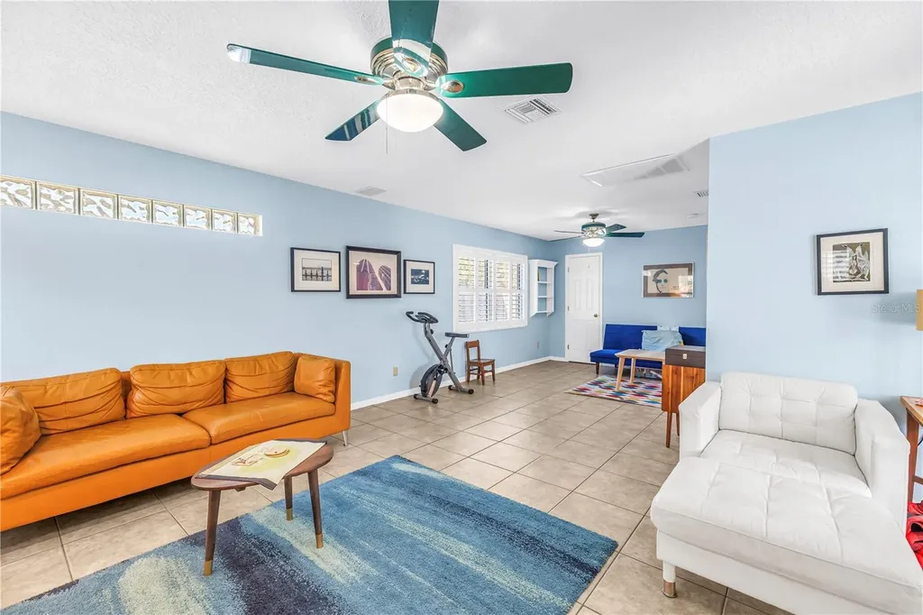 1770 Glen Lakes Boulevard N St Petersburg FL 33702