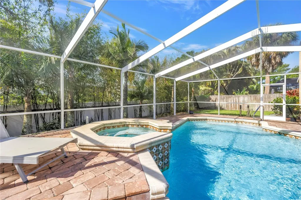 1770 Glen Lakes Boulevard N St Petersburg FL 33702