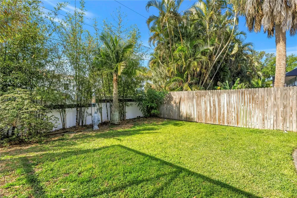 1770 Glen Lakes Boulevard N St Petersburg FL 33702
