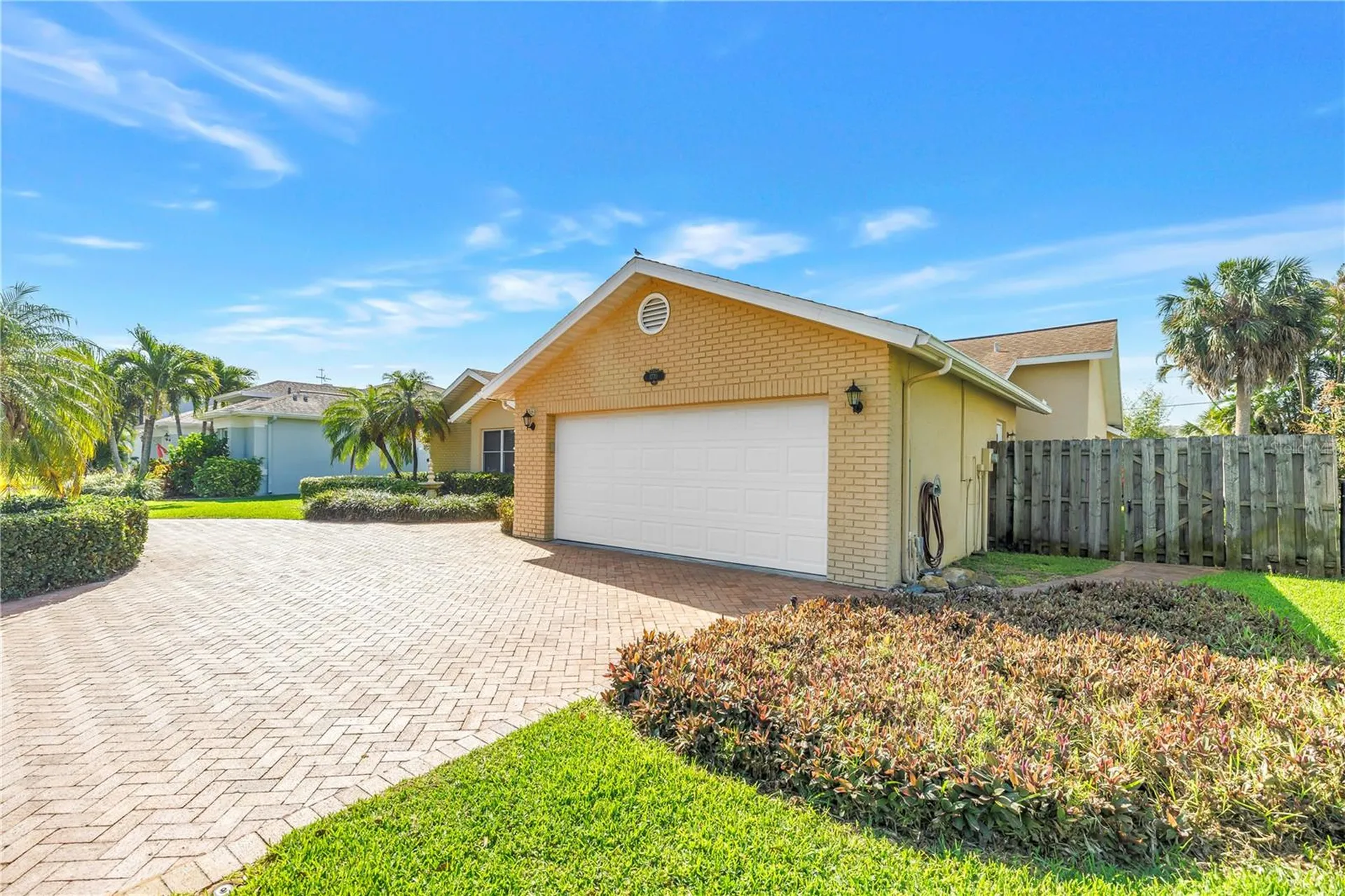 1770 Glen Lakes Boulevard N St Petersburg FL 33702
