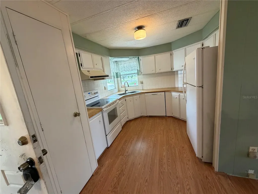 Zellwood FL 32798