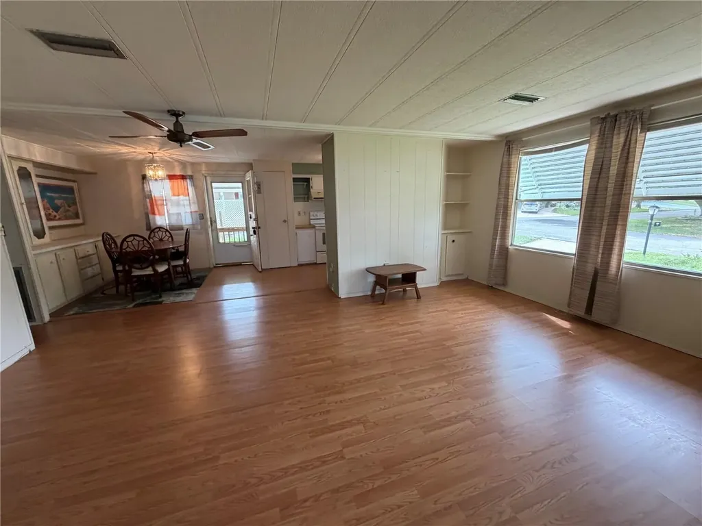Zellwood FL 32798