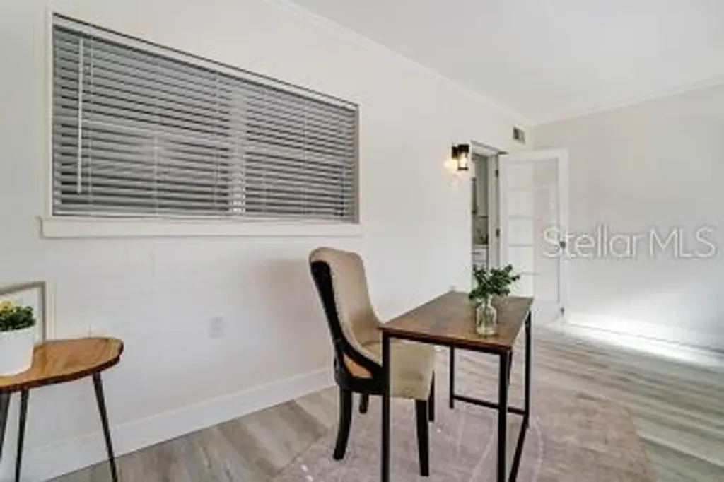 6015 19th Street N St Petersburg FL 33714