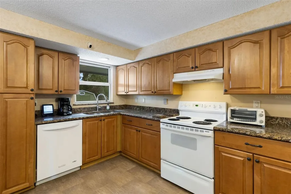 2767 17th Street Sarasota FL 34234