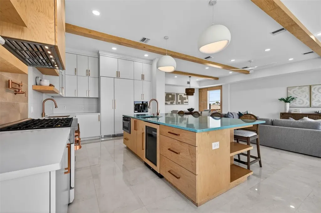 10201 Gulf Boulevard Treasure Island FL 33706