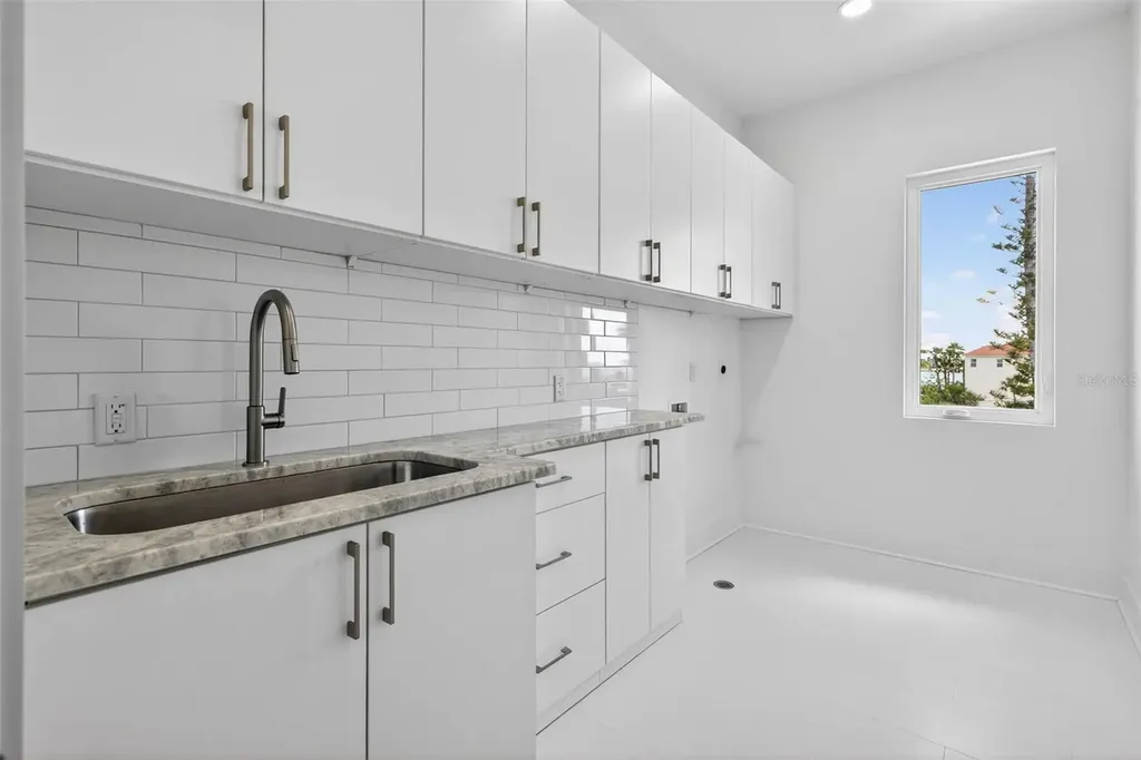 10201 Gulf Boulevard Treasure Island FL 33706