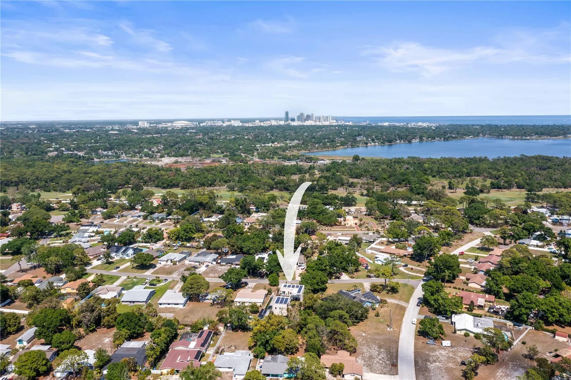 2520 Gomaz Way S St Petersburg FL 33712