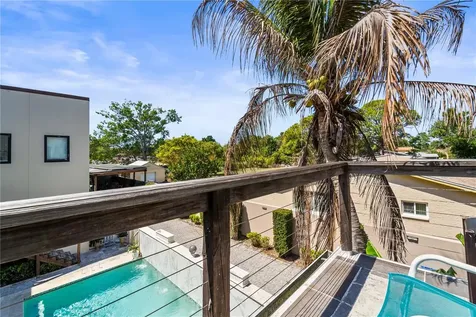 2520 Gomaz Way S St Petersburg FL 33712