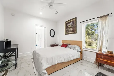 2520 Gomaz Way S St Petersburg FL 33712