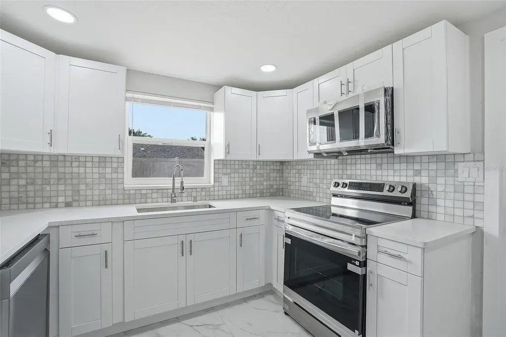 6302 Diamond Drive New Port Richey FL 34653