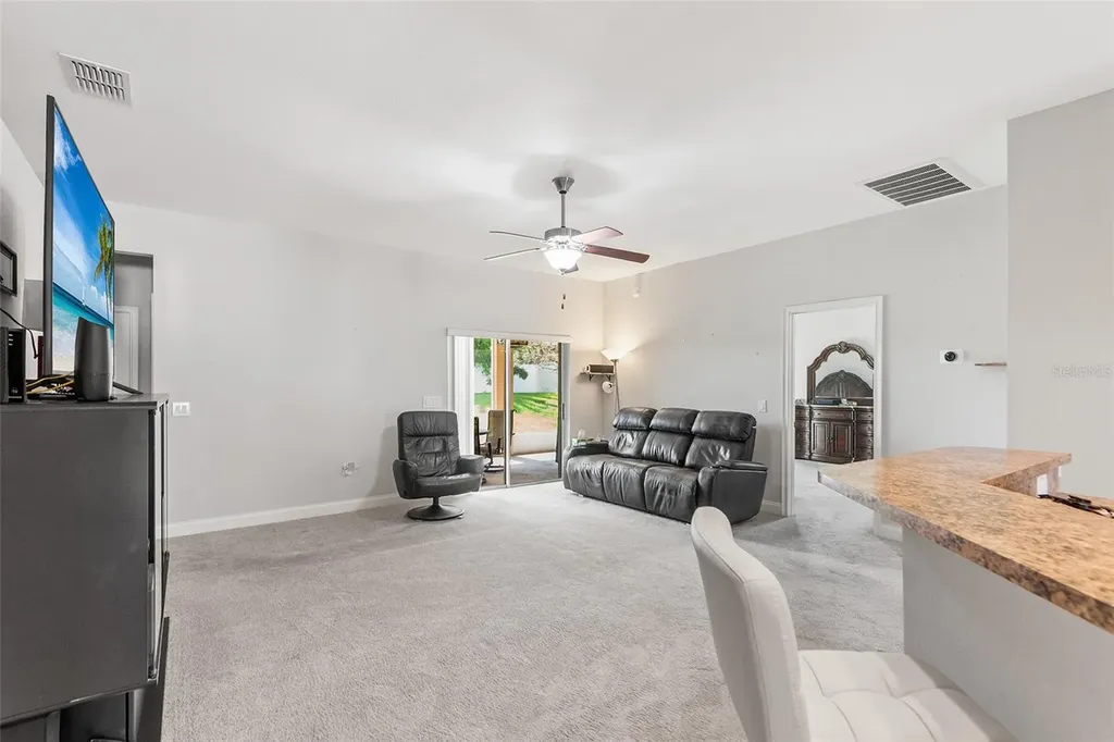193 Lake Arietta Court Auburndale FL 33823