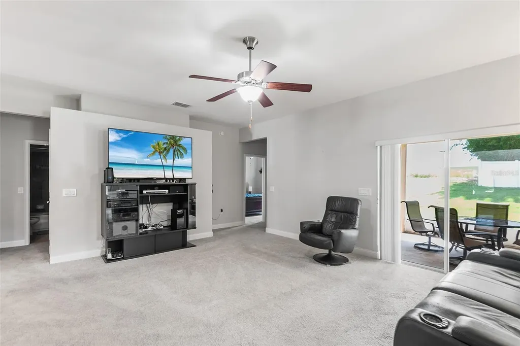 193 Lake Arietta Court Auburndale FL 33823