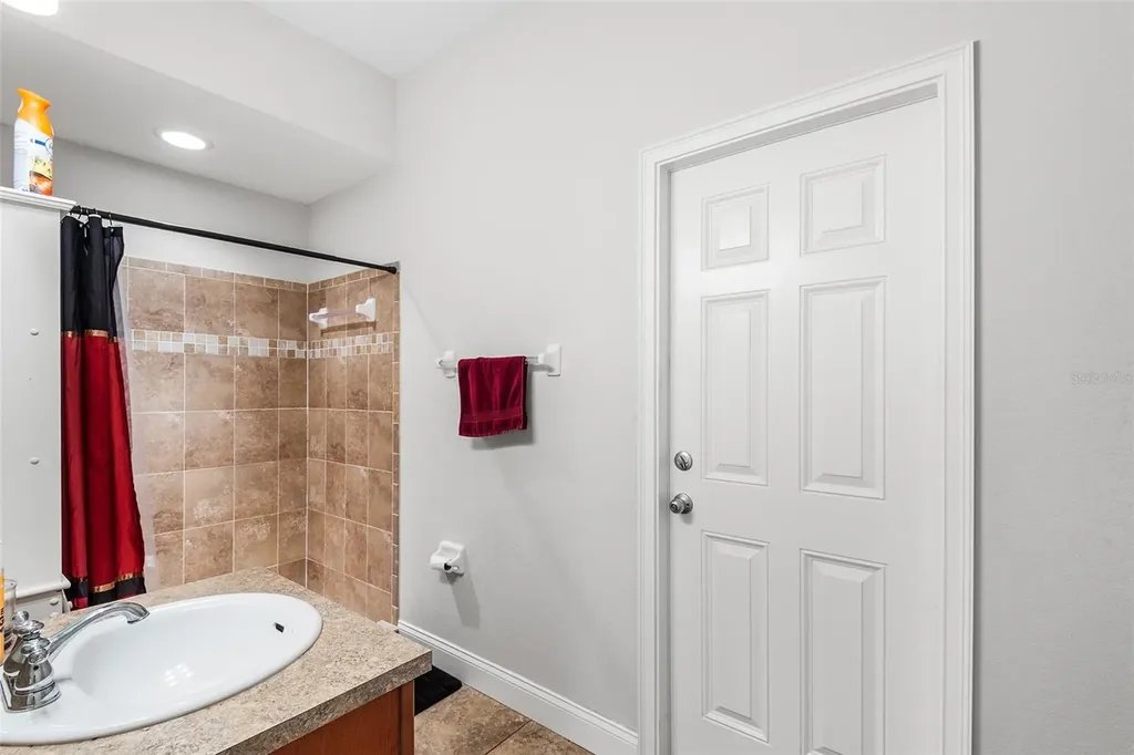 193 Lake Arietta Court Auburndale FL 33823