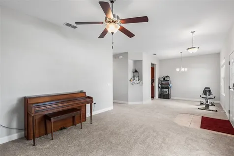 193 Lake Arietta Court Auburndale FL 33823