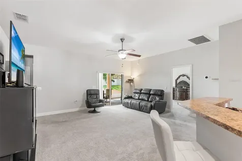193 Lake Arietta Court Auburndale FL 33823