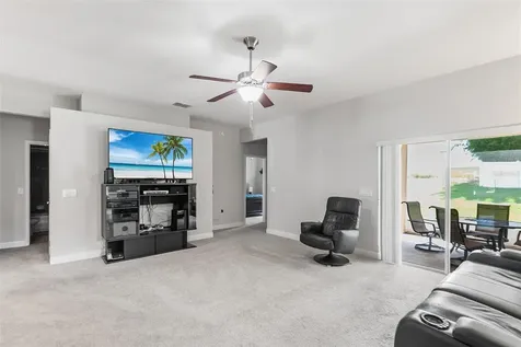 193 Lake Arietta Court Auburndale FL 33823