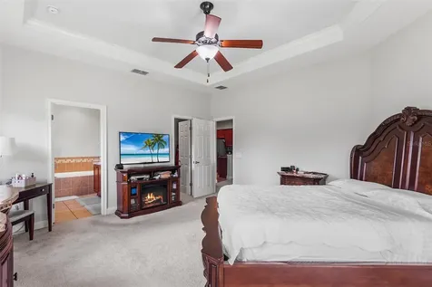 193 Lake Arietta Court Auburndale FL 33823