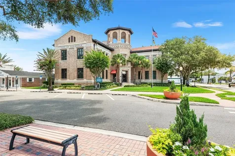 193 Lake Arietta Court Auburndale FL 33823