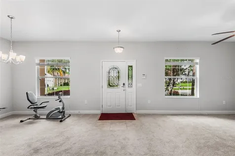 193 Lake Arietta Court Auburndale FL 33823