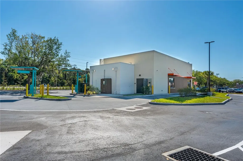 2900 S Ridgewood Avenue Edgewater FL 32141