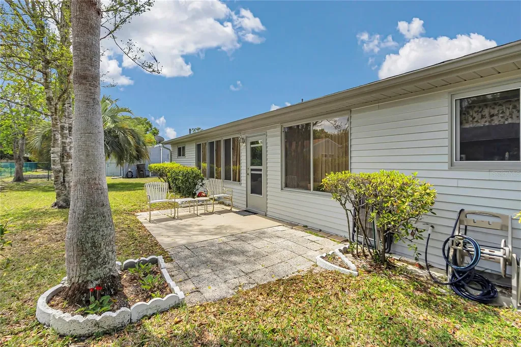 10841 SW 90th Court Ocala FL 34481