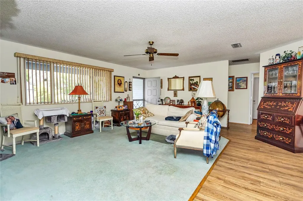 10841 SW 90th Court Ocala FL 34481