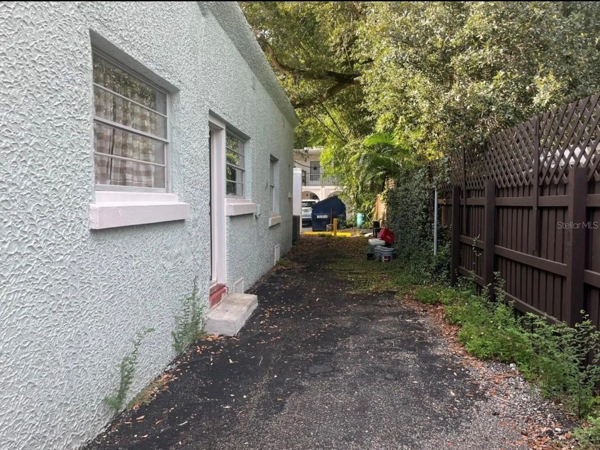 2317 W Bristol Avenue Tampa FL 33609