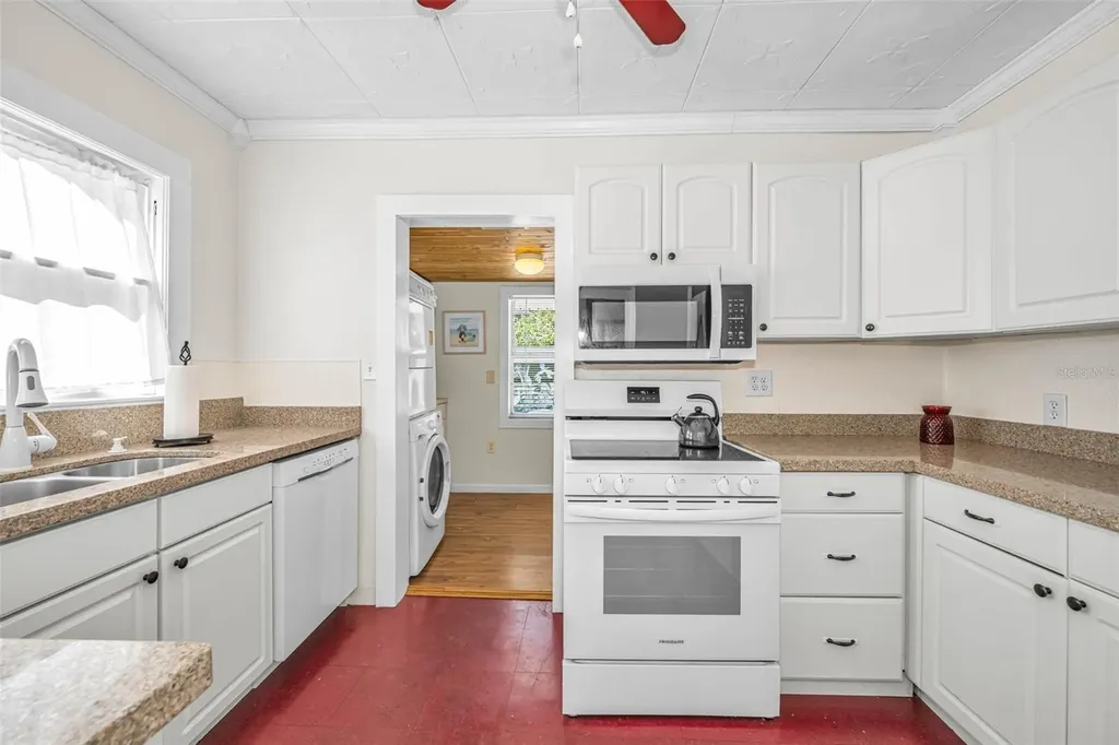 525 Bay Street Dunedin FL 34698
