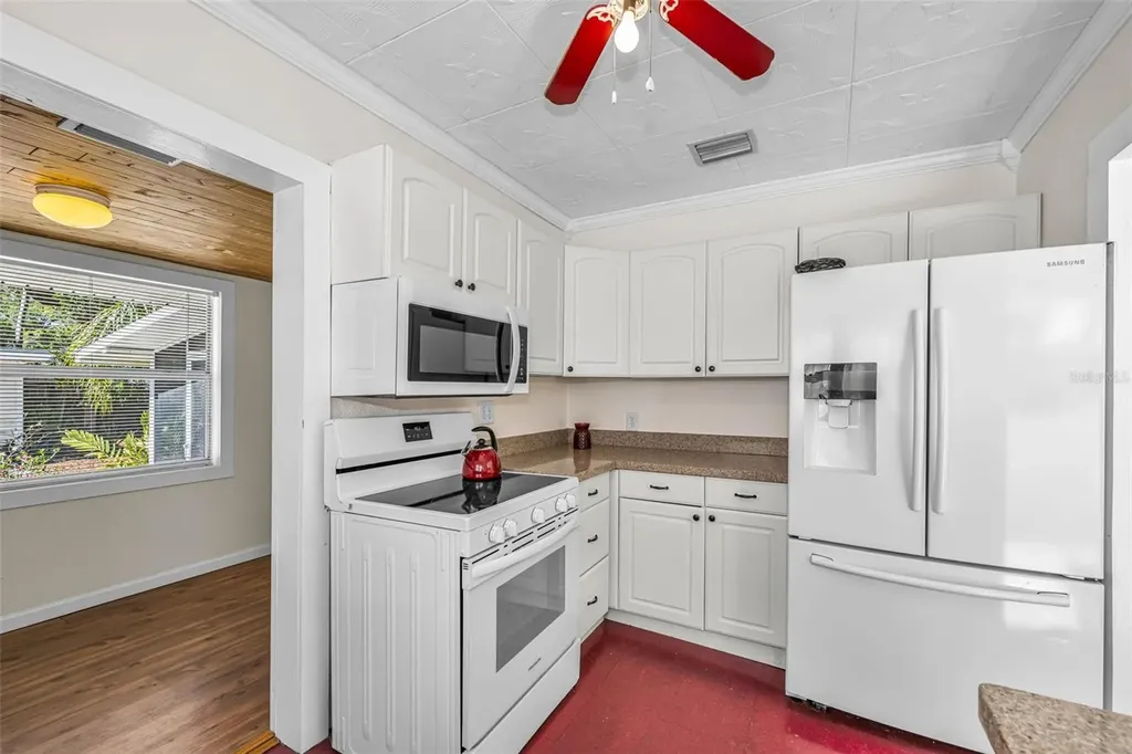525 Bay Street Dunedin FL 34698