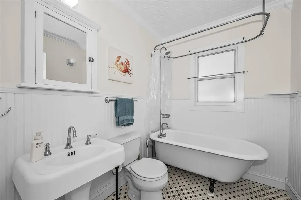 525 Bay Street Dunedin FL 34698