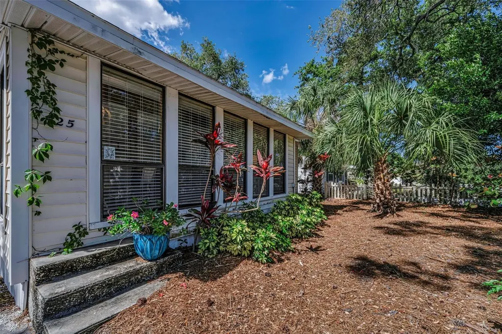 525 Bay Street Dunedin FL 34698