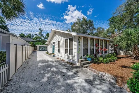 525 Bay Street Dunedin FL 34698