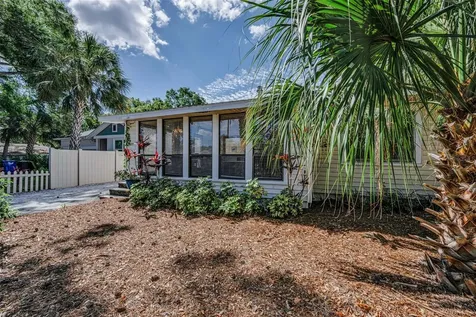 525 Bay Street Dunedin FL 34698