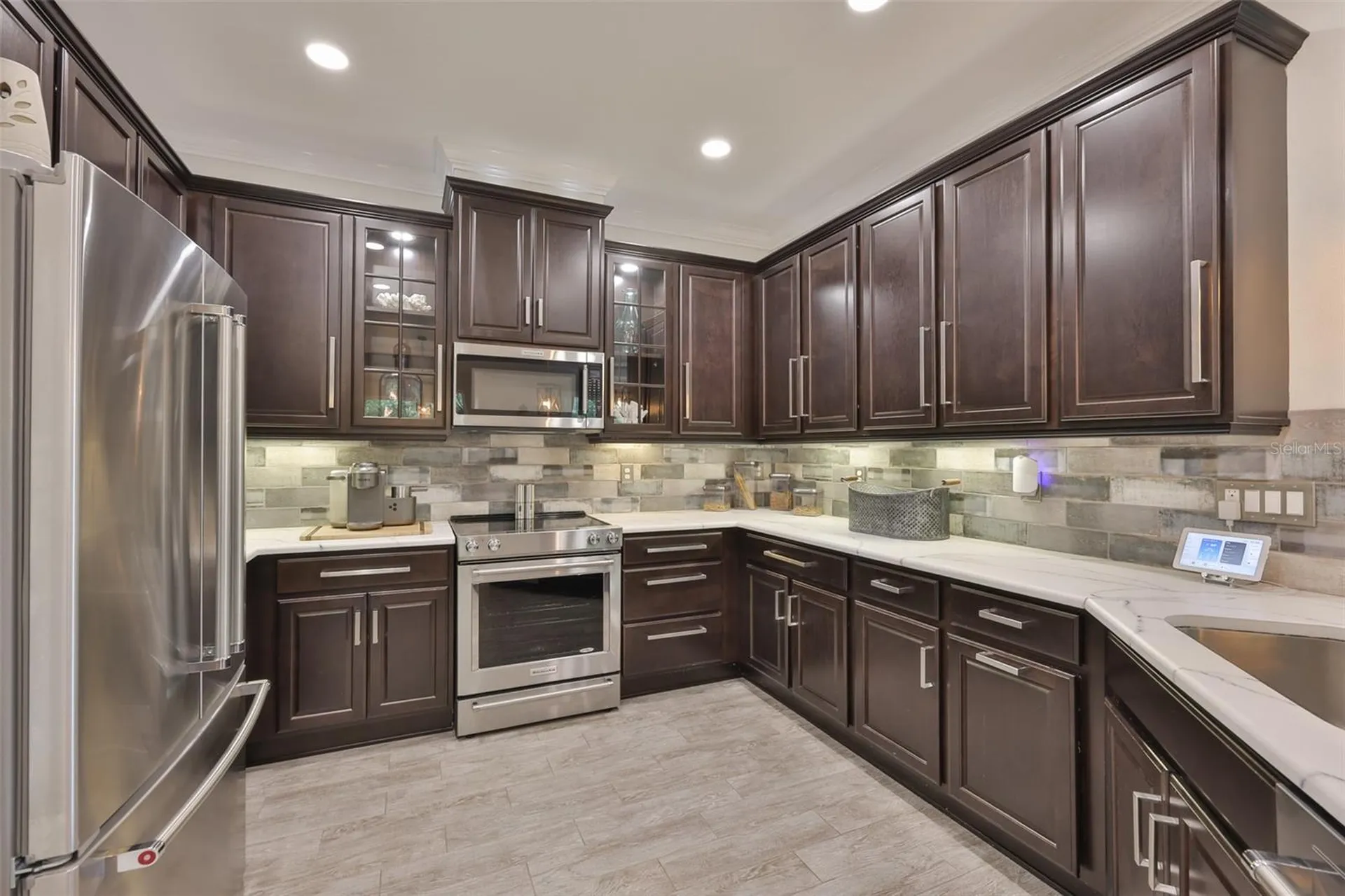 682 Chipper Drive Sun City Center FL 33573