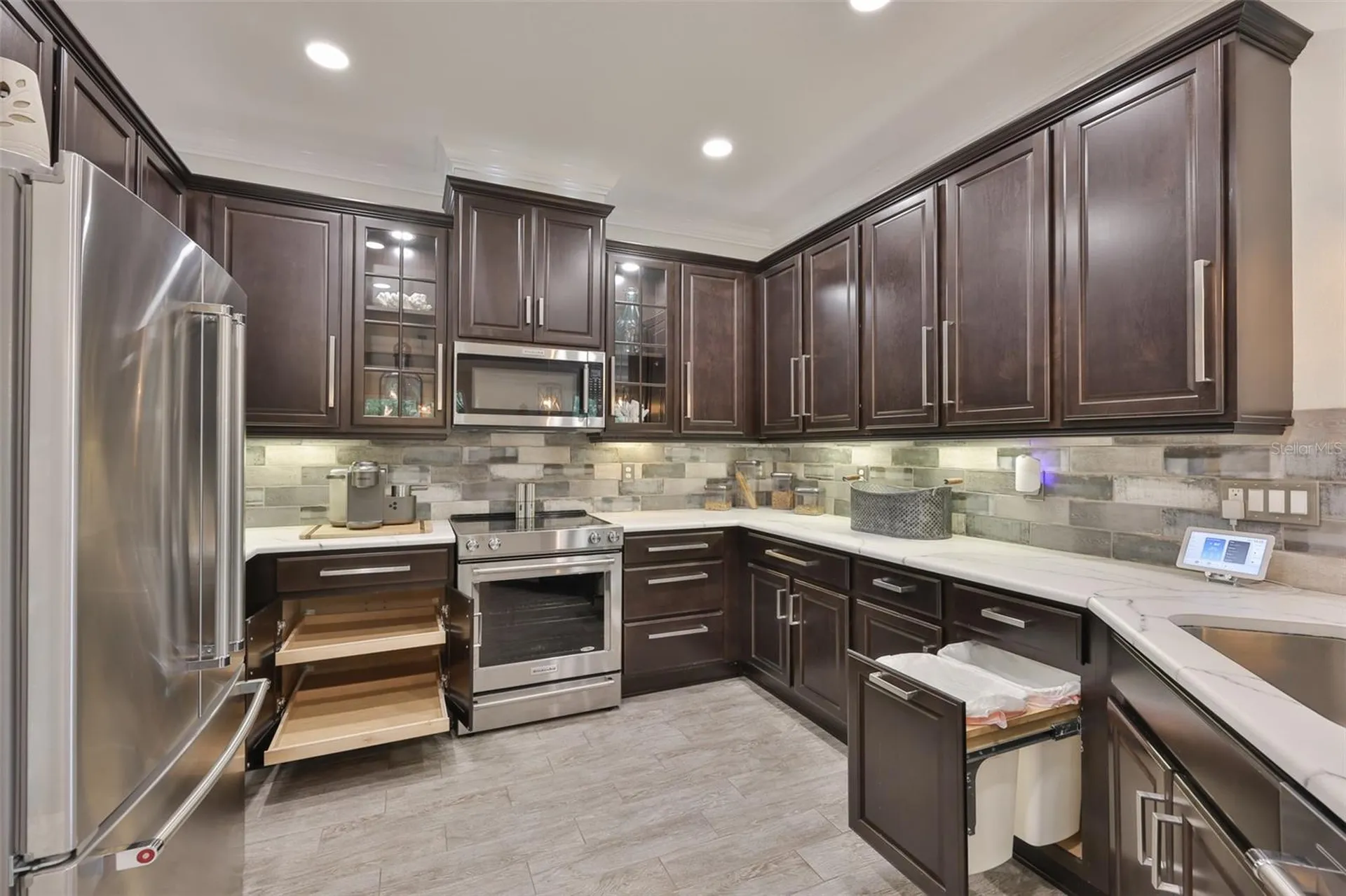 682 Chipper Drive Sun City Center FL 33573