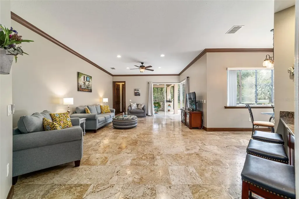 678 SE 47th Loop Ocala FL 34480