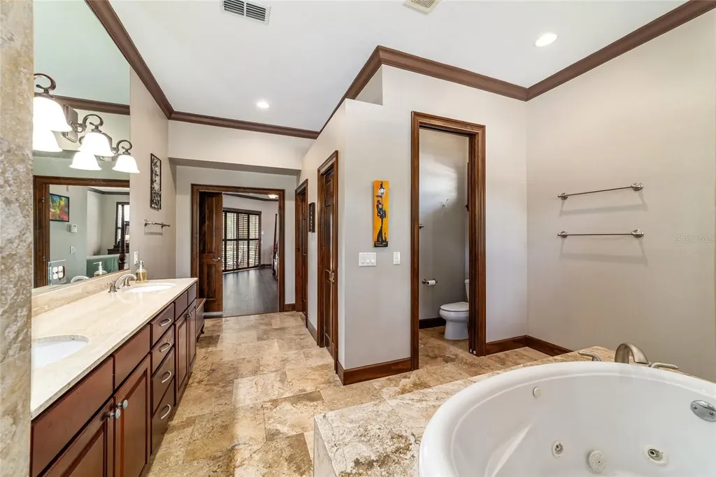 678 SE 47th Loop Ocala FL 34480