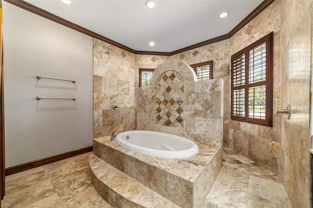 678 SE 47th Loop Ocala FL 34480