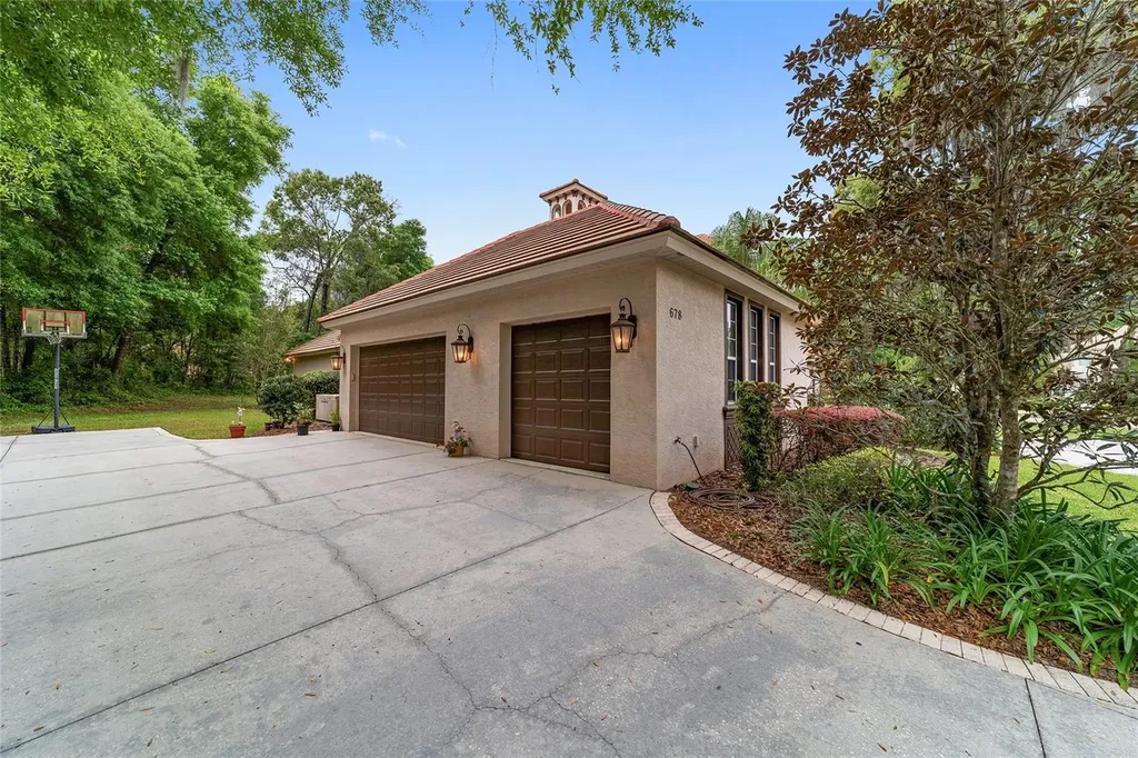 678 SE 47th Loop Ocala FL 34480