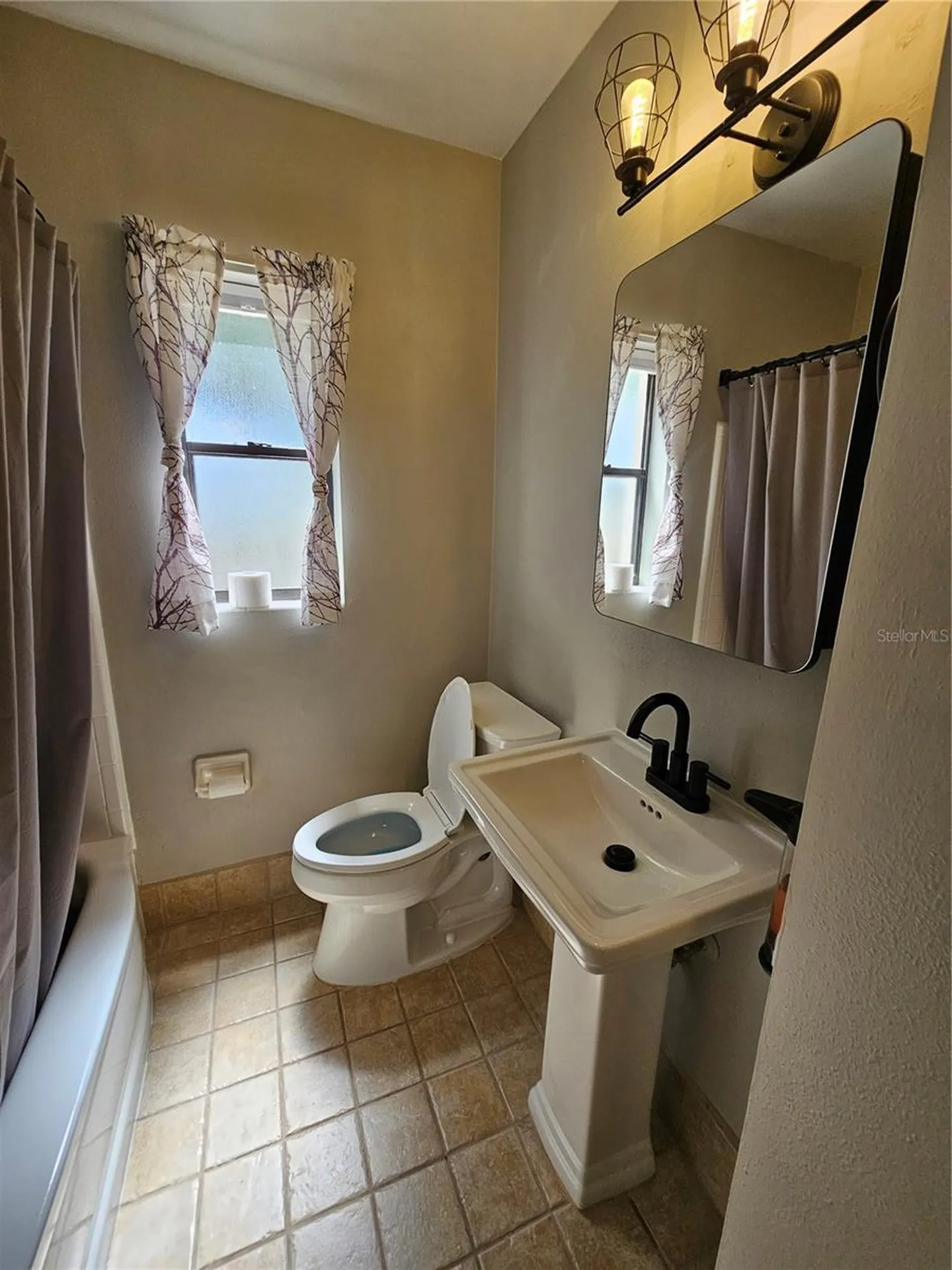 1120 San Luis Drive Orlando FL 32807