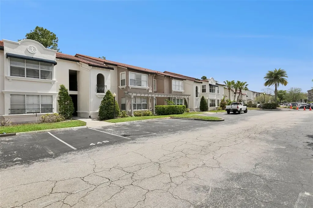 5112 Conroy Road Orlando FL 32811