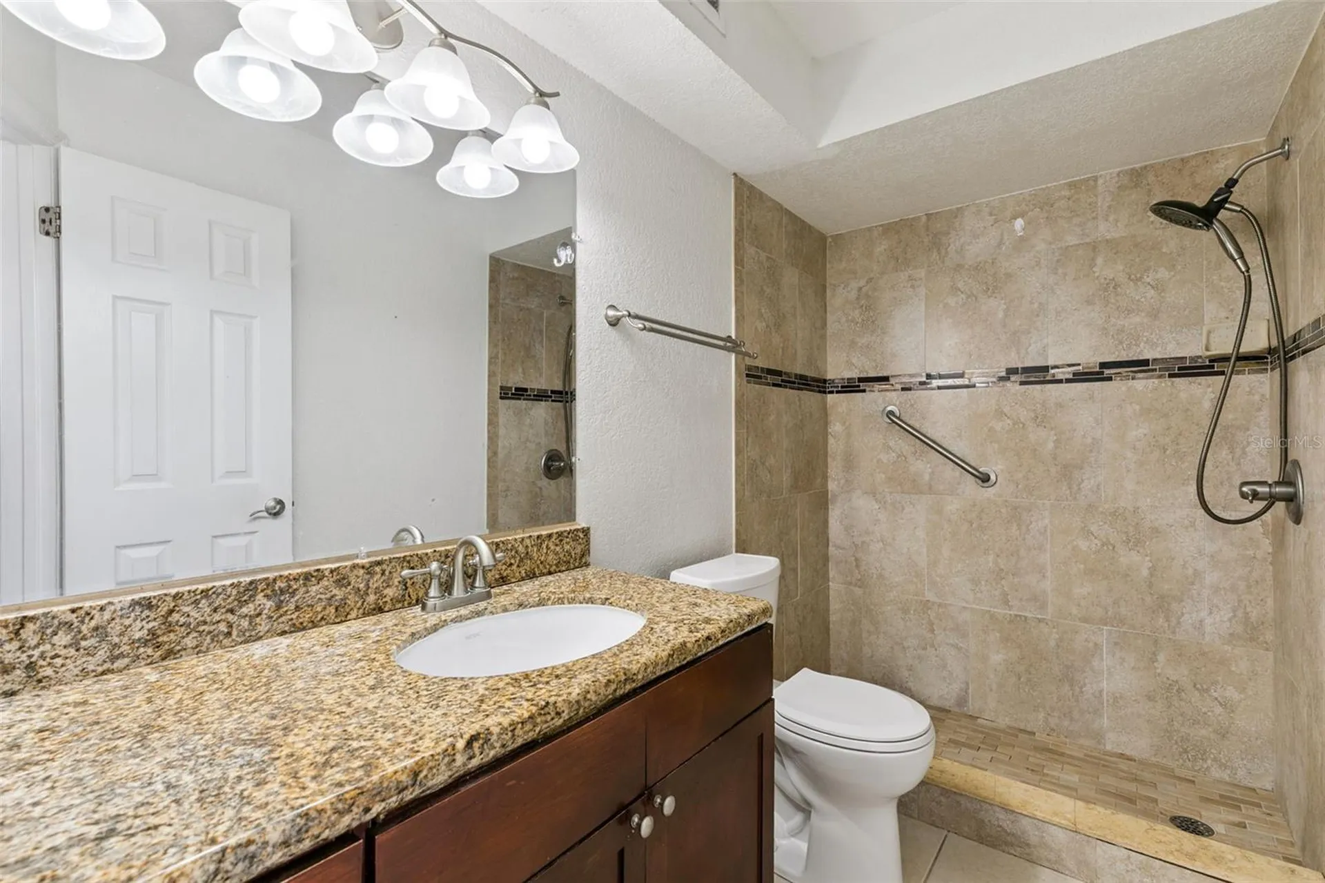 5112 Conroy Road Orlando FL 32811