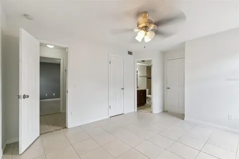 5112 Conroy Road Orlando FL 32811