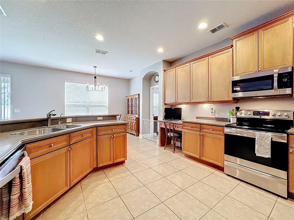 2685 Regal Pine Trail Oviedo FL 32766