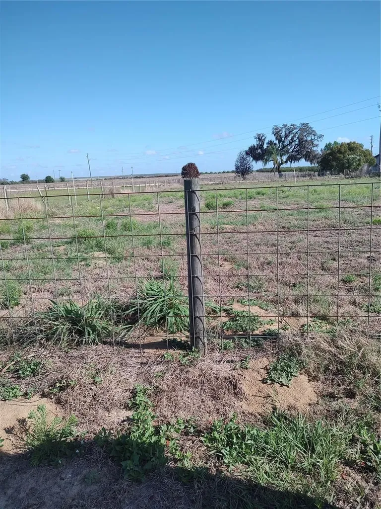 Mullinsville Road Frostproof FL 33843
