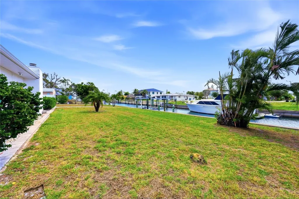 1959 Mississippi Avenue Englewood FL 34224