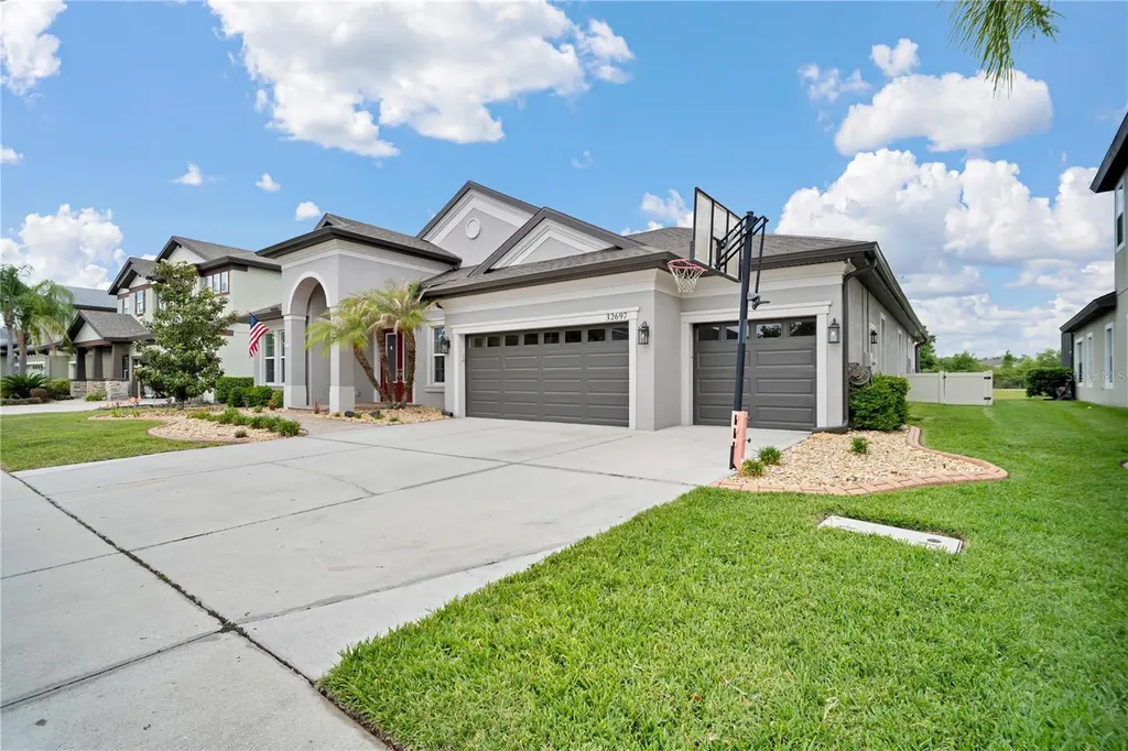 32697 Natural Bridge Road Wesley Chapel FL 33543